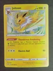swsh4 swsh4-47-Jolteon-pc-Cosmos Holo